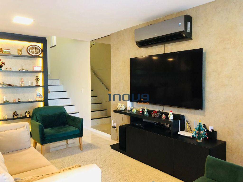 Casa à venda com 4 quartos, 170m² - Foto 6