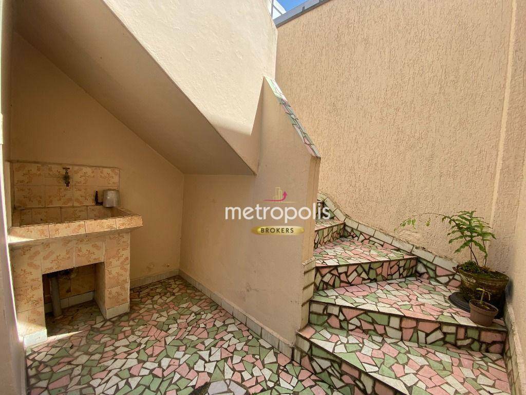 Casa à venda e aluguel com 3 quartos, 350m² - Foto 19