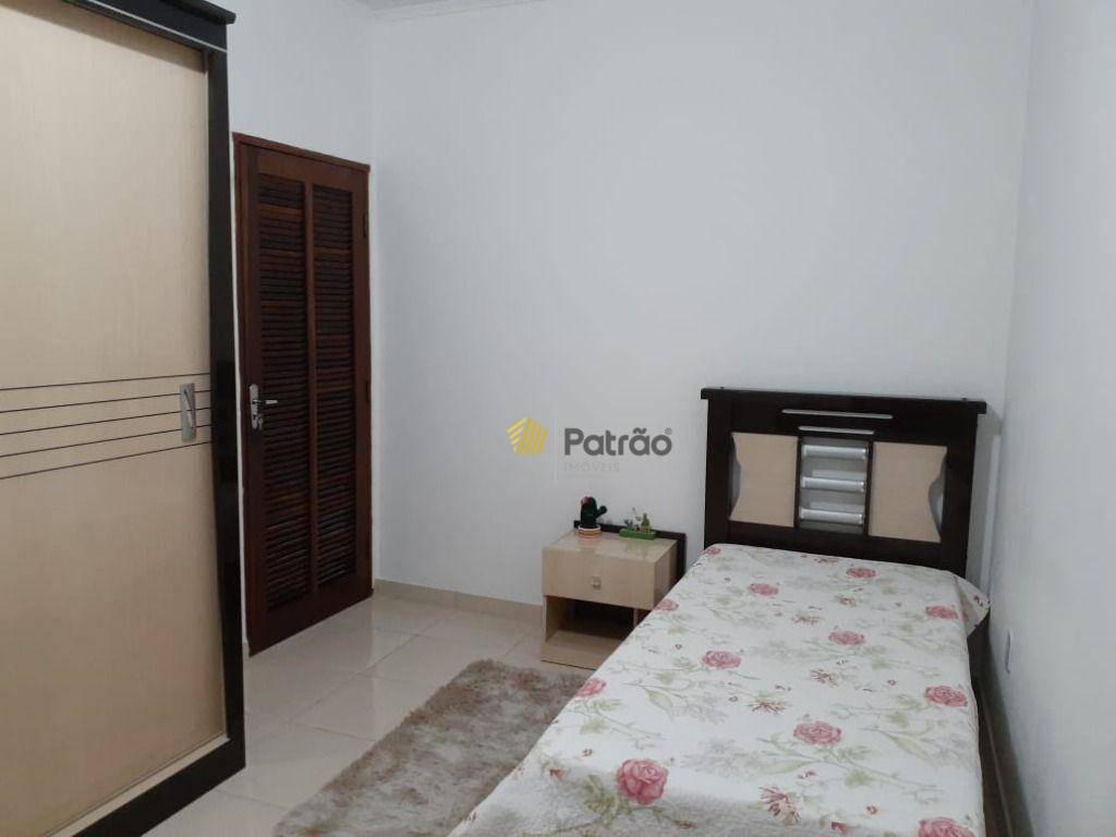 Sobrado à venda com 2 quartos, 246m² - Foto 17