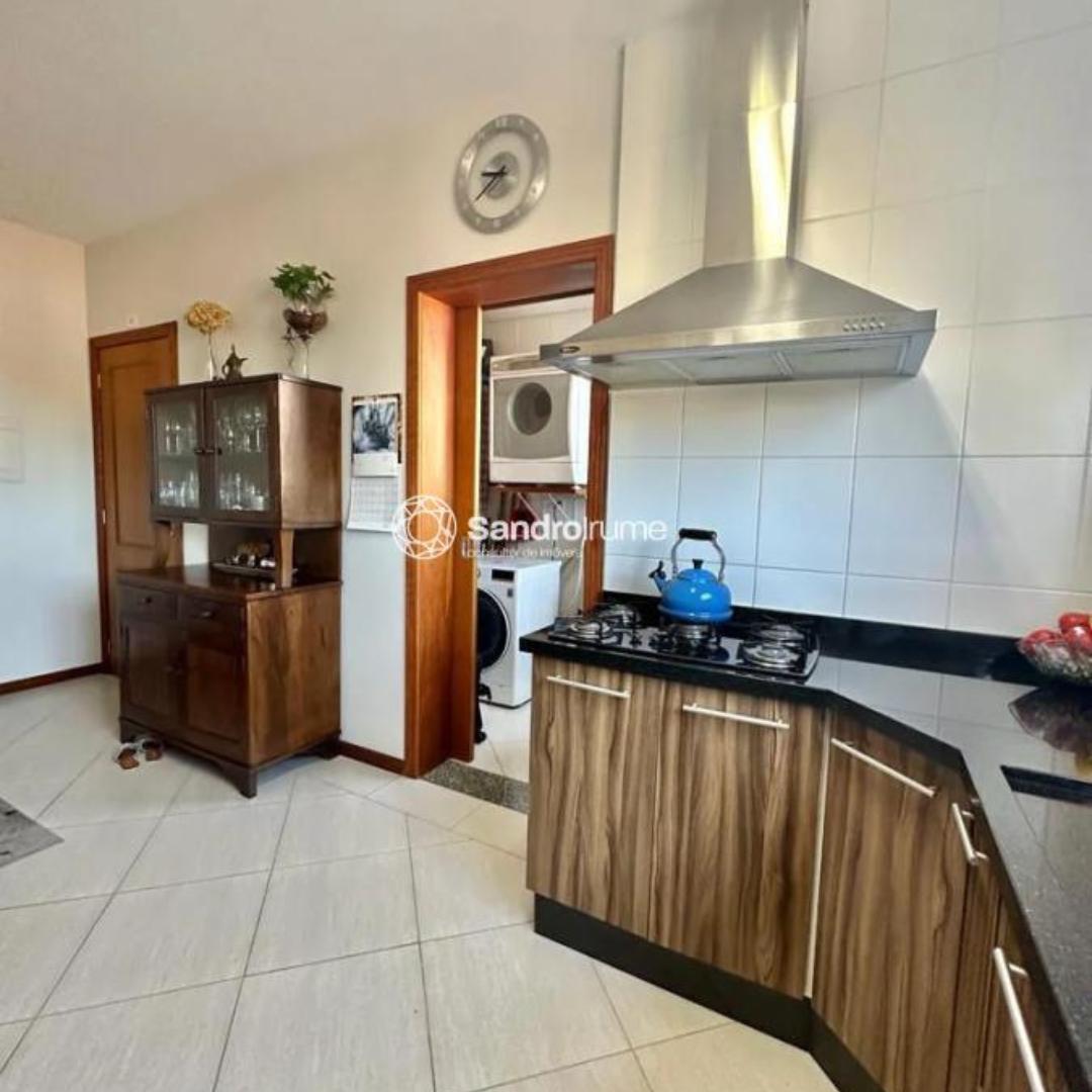 Apartamento à venda com 2 quartos, 89m² - Foto 4