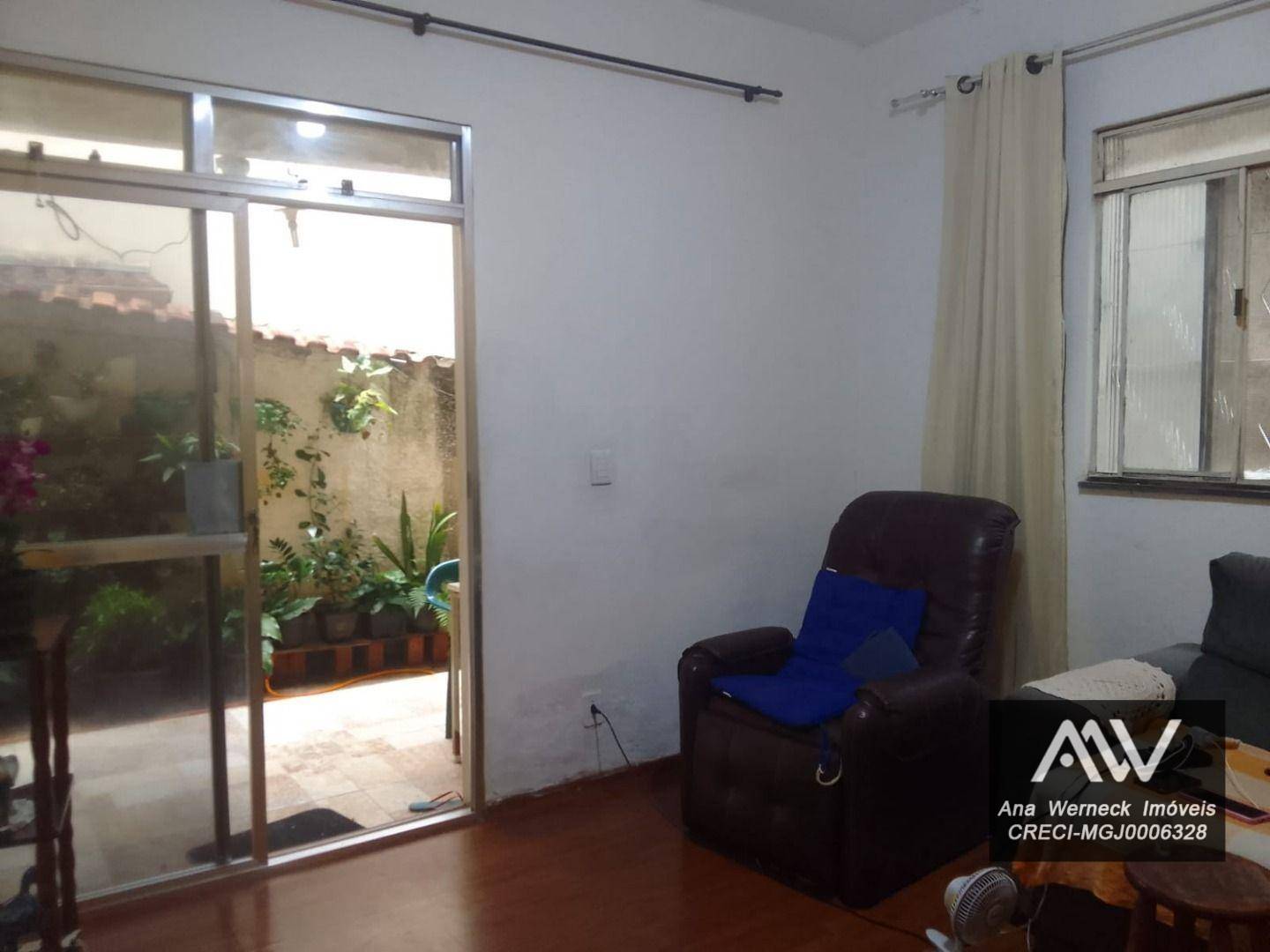 Casa à venda com 2 quartos, 120m² - Foto 5