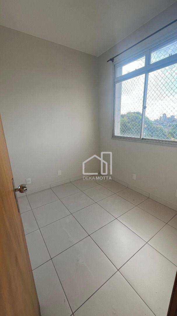 Apartamento à venda com 3 quartos, 116m² - Foto 9