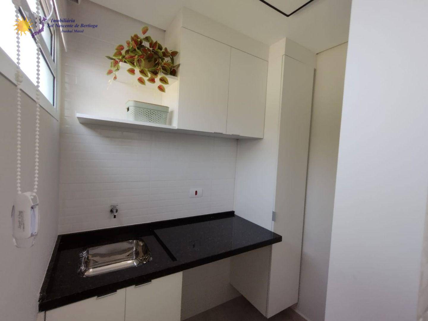 Apartamento à venda com 2 quartos, 42m² - Foto 3