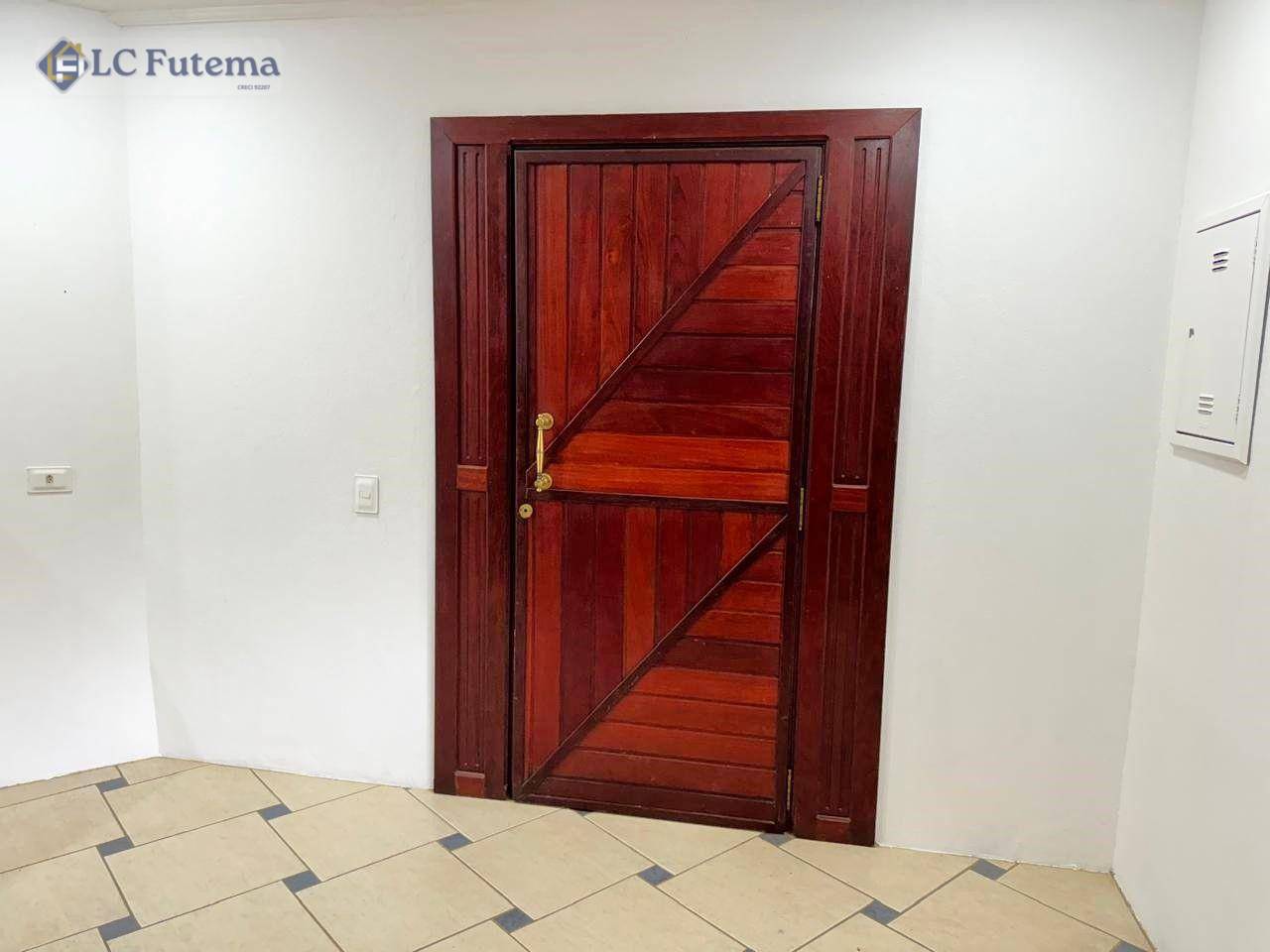 Casa de Condomínio para alugar com 3 quartos, 220m² - Foto 9