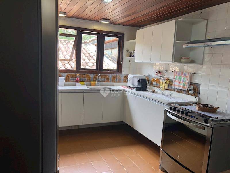 Casa à venda com 5 quartos, 550m² - Foto 16