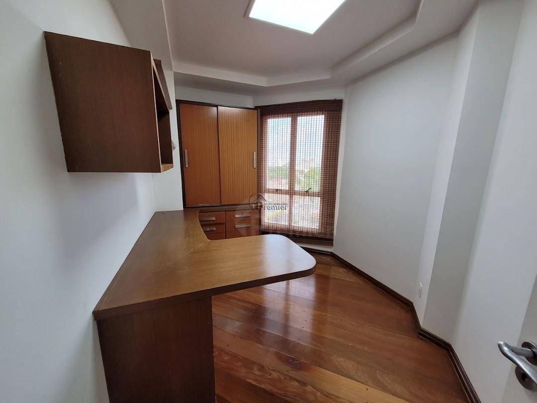 Apartamento à venda com 4 quartos, 260m² - Foto 10