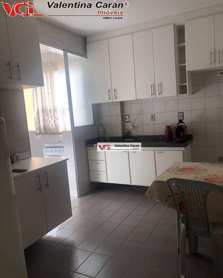 Apartamento à venda com 2 quartos, 75m² - Foto 4