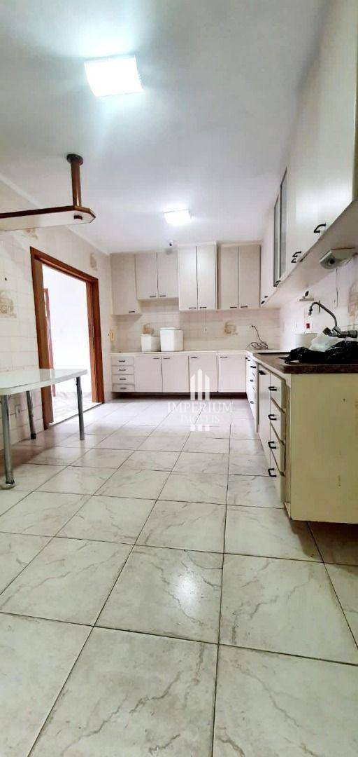 Sobrado à venda com 3 quartos, 560m² - Foto 18