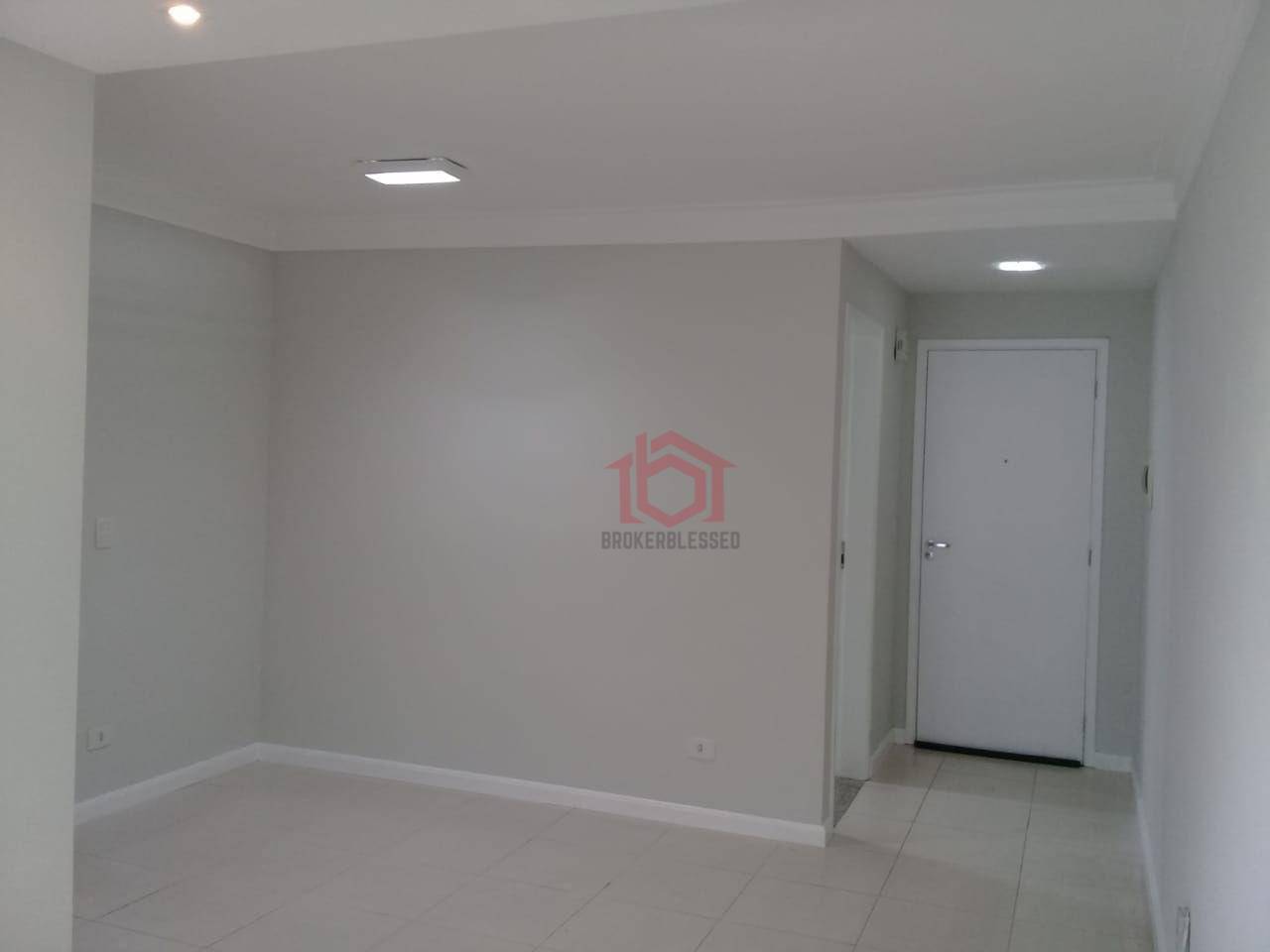 Apartamento à venda com 2 quartos, 62m² - Foto 6