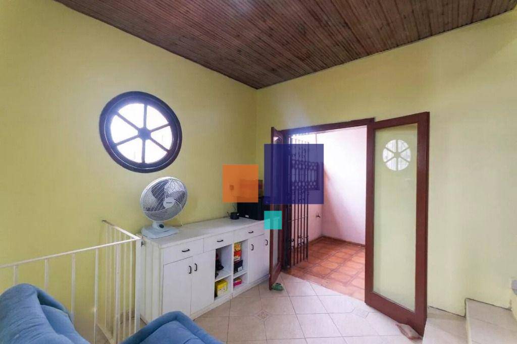 Sobrado à venda com 4 quartos, 274m² - Foto 48