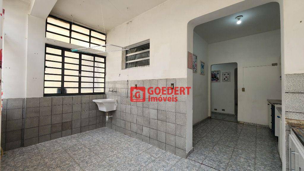 Apartamento para alugar com 2 quartos, 85m² - Foto 4