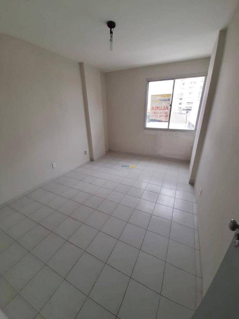 Apartamento à venda e aluguel com 2 quartos, 100m² - Foto 4