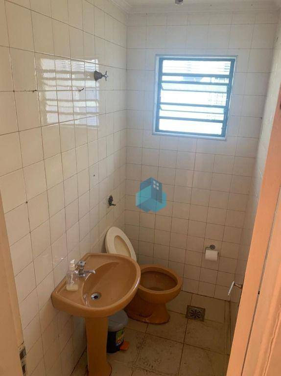 Casa à venda com 3 quartos, 248m² - Foto 18