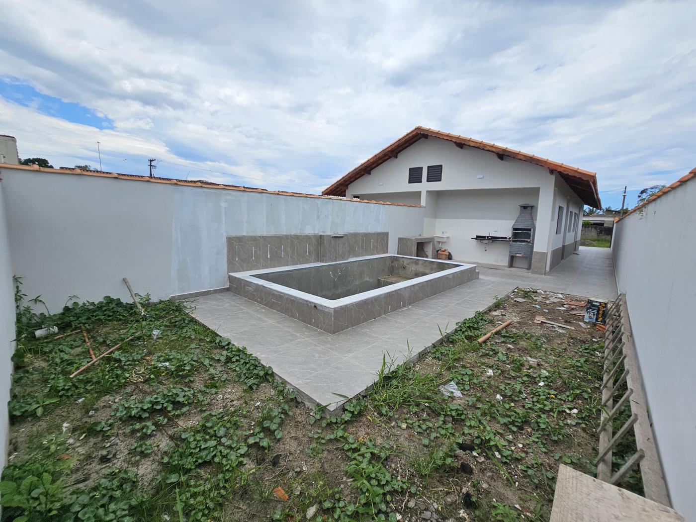 Casa à venda com 2 quartos, 150m² - Foto 12