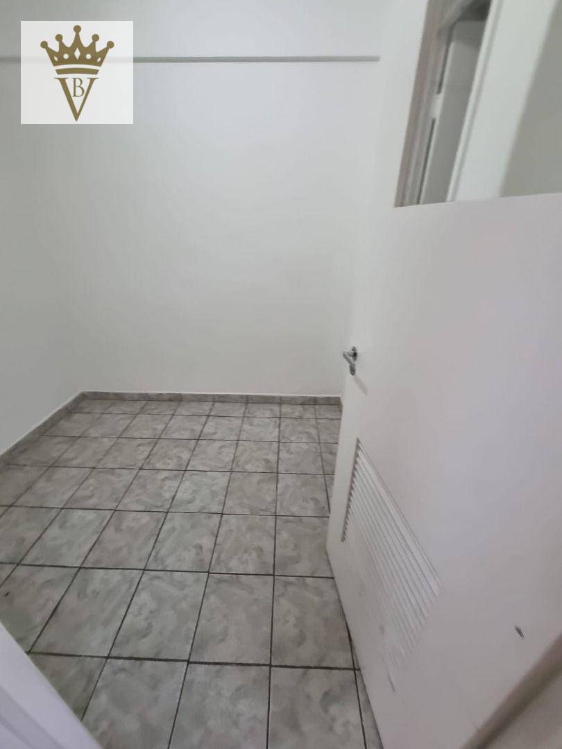 Apartamento à venda com 2 quartos, 70m² - Foto 13