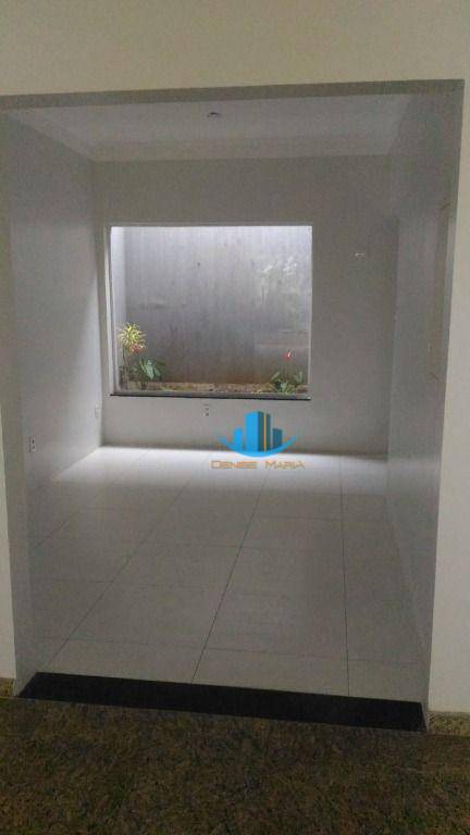 Casa de Condomínio para alugar com 4 quartos, 220m² - Foto 6