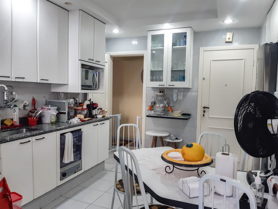 Apartamento à venda com 2 quartos, 110m² - Foto 11