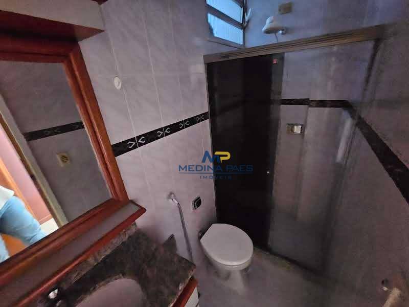 Apartamento à venda com 2 quartos, 70m² - Foto 15