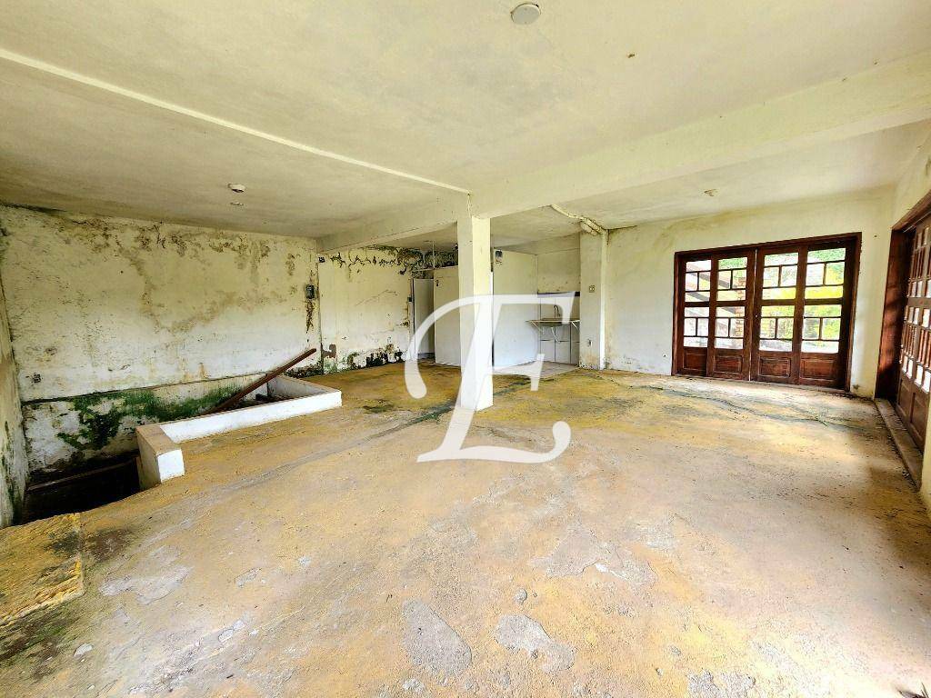 Chácara à venda com 5 quartos, 340m² - Foto 36