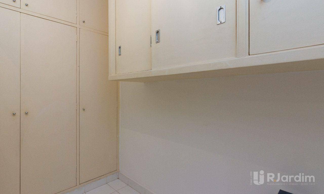 Apartamento para alugar com 3 quartos, 190m² - Foto 3