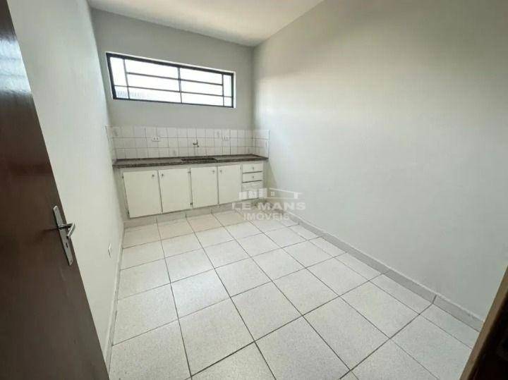 Depósito-Galpão-Armazém à venda e aluguel, 341m² - Foto 21