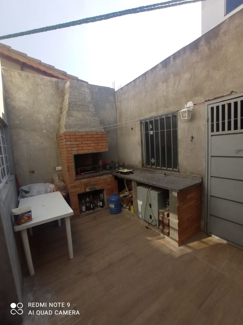 Sobrado à venda com 3 quartos, 350m² - Foto 35