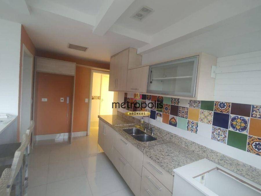 Apartamento para alugar com 3 quartos, 130m² - Foto 6