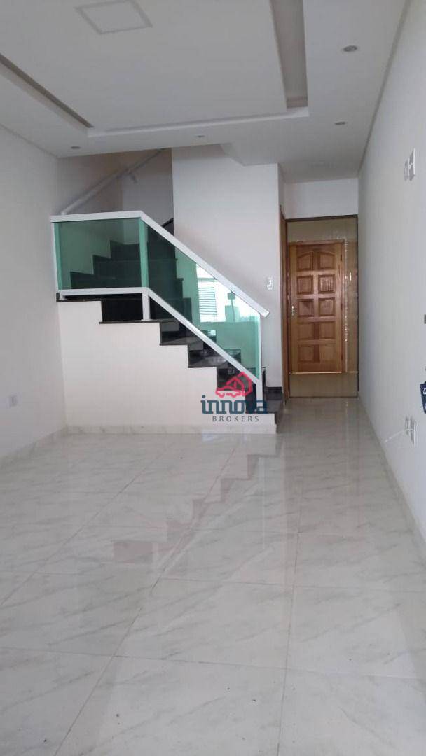 Sobrado à venda com 2 quartos, 70M2 - Foto 1