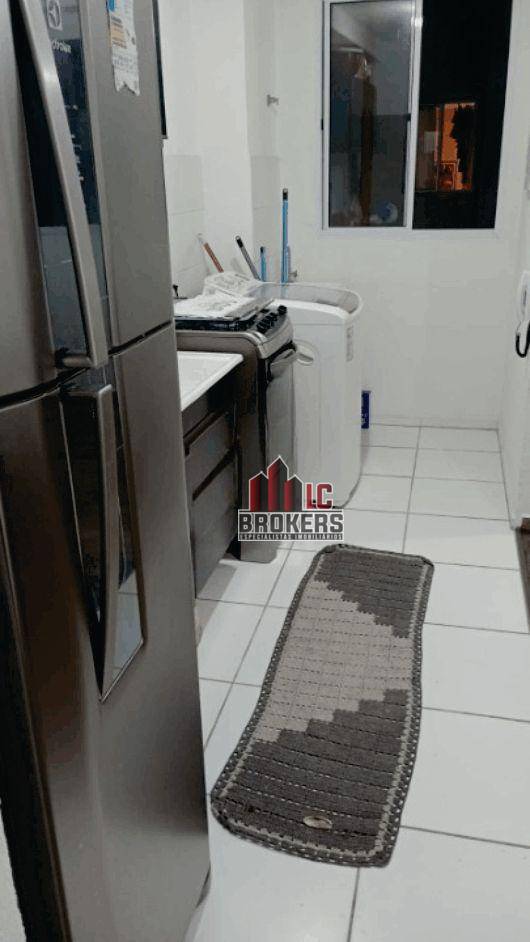 Apartamento para alugar com 2 quartos, 50m² - Foto 14