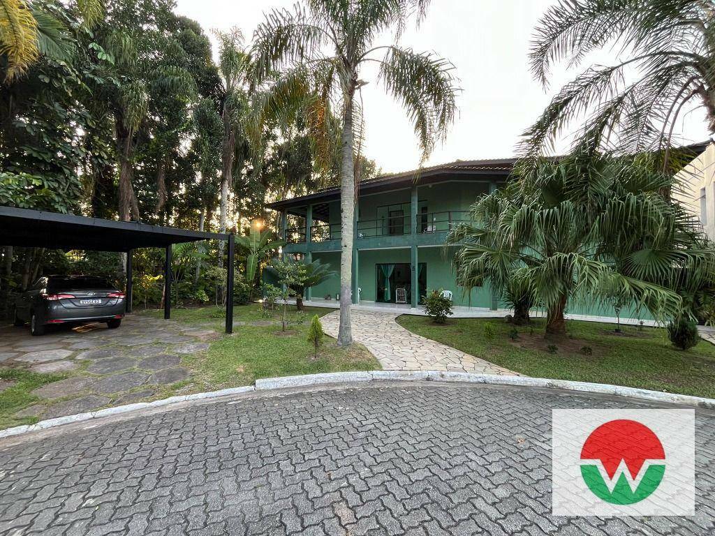 Casa de Condomínio à venda com 4 quartos, 424m² - Foto 2