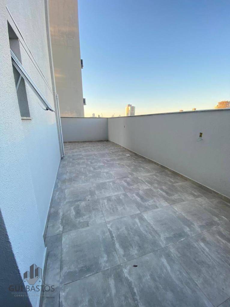 Apartamento à venda com 3 quartos, 148m² - Foto 6