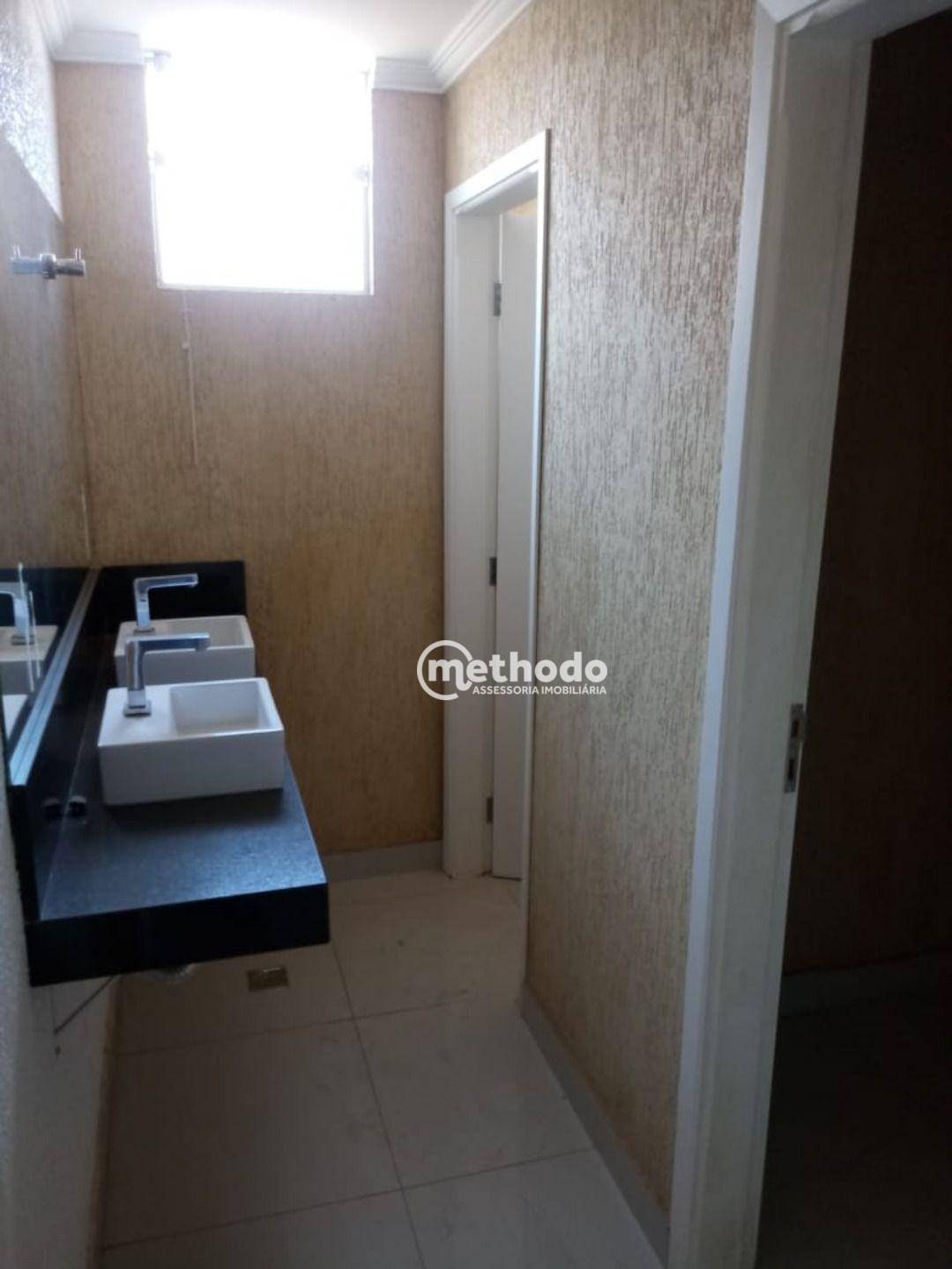 Casa à venda com 4 quartos, 270m² - Foto 15