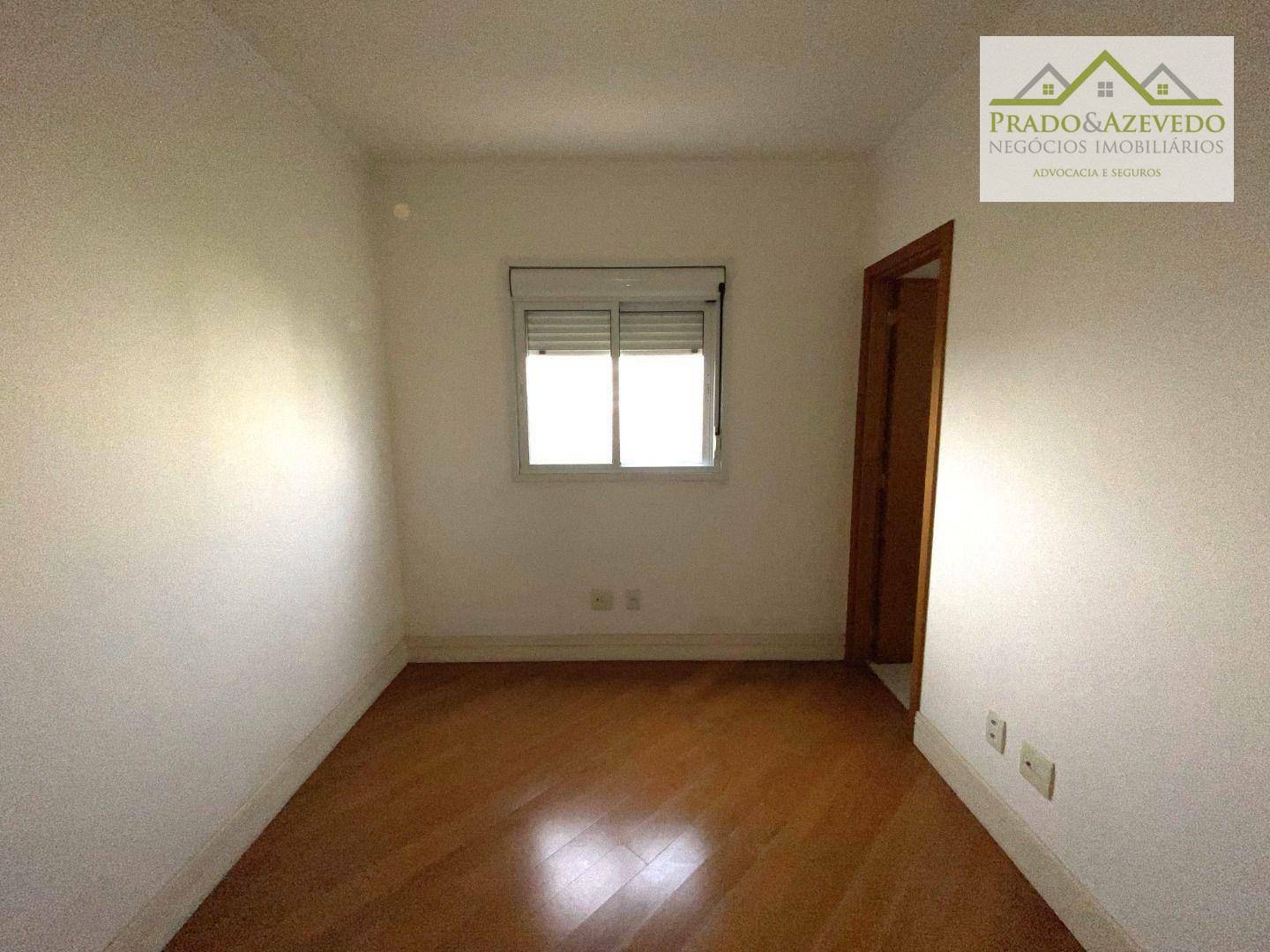 Apartamento à venda com 3 quartos, 119m² - Foto 10