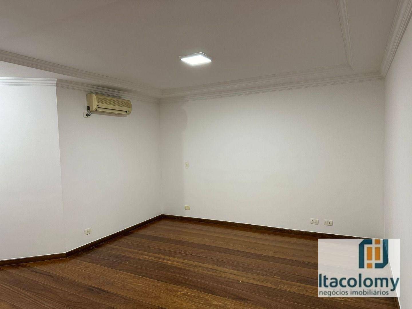 Casa de Condomínio para alugar com 4 quartos, 430m² - Foto 2