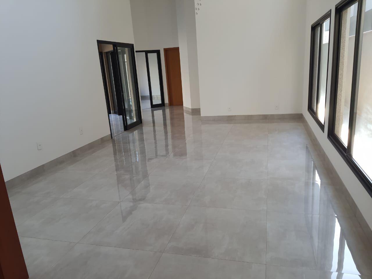 Casa à venda com 4 quartos, 265m² - Foto 3