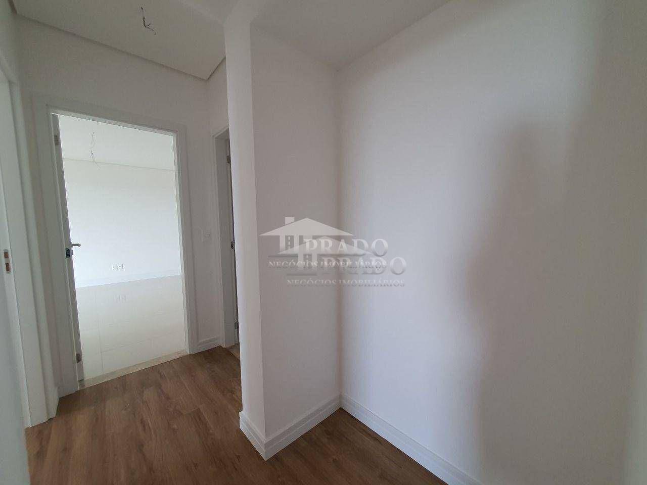 Apartamento à venda com 3 quartos, 162m² - Foto 19