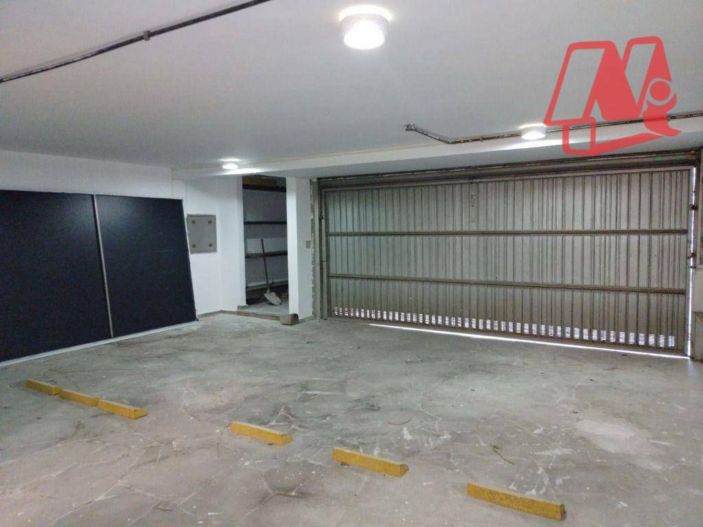 Casa à venda e aluguel com 3 quartos, 371m² - Foto 44