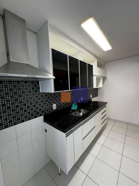 Apartamento para alugar com 2 quartos, 61m² - Foto 8