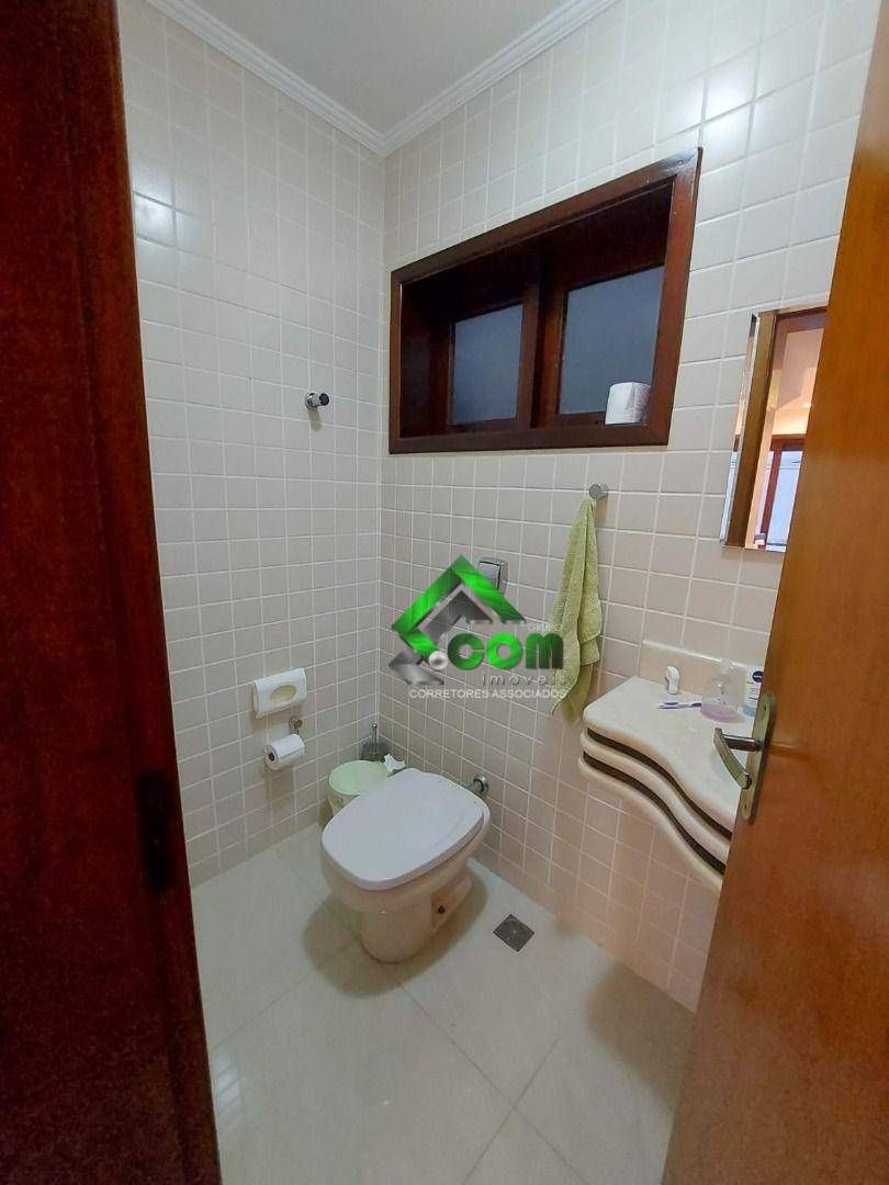 Casa à venda com 3 quartos, 321m² - Foto 27