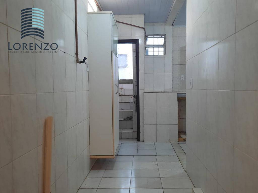Casa à venda e aluguel com 4 quartos, 250m² - Foto 6