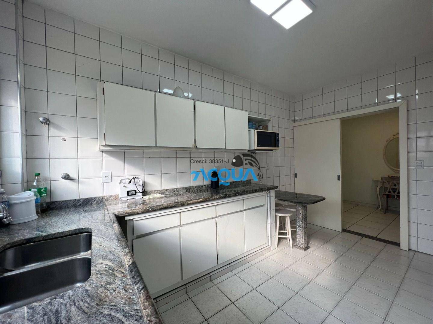 Apartamento à venda com 3 quartos, 150m² - Foto 5