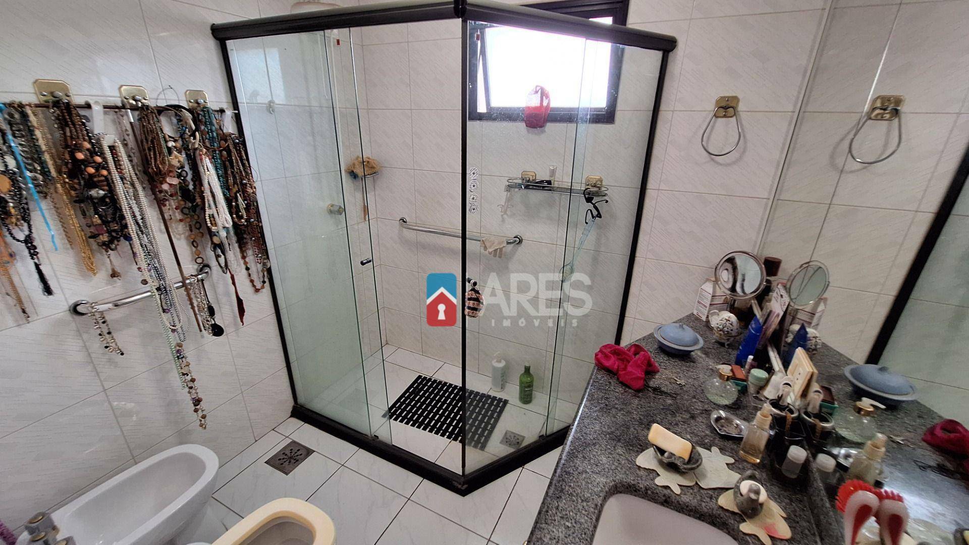 Apartamento à venda com 3 quartos, 196m² - Foto 32