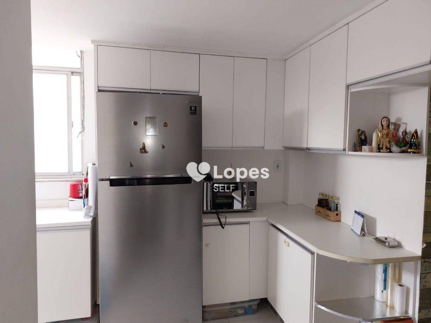 Apartamento à venda com 3 quartos, 80m² - Foto 4