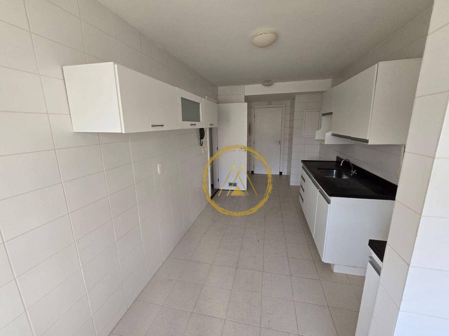 Apartamento à venda com 4 quartos, 151m² - Foto 19