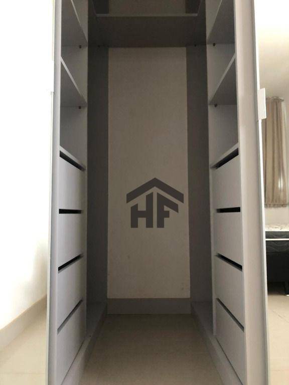 Apartamento à venda com 3 quartos, 113m² - Foto 4