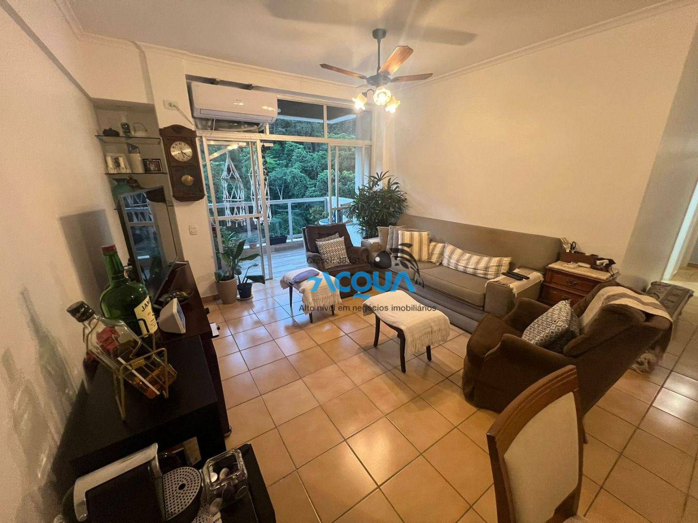 Apartamento à venda com 3 quartos, 115m² - Foto 1