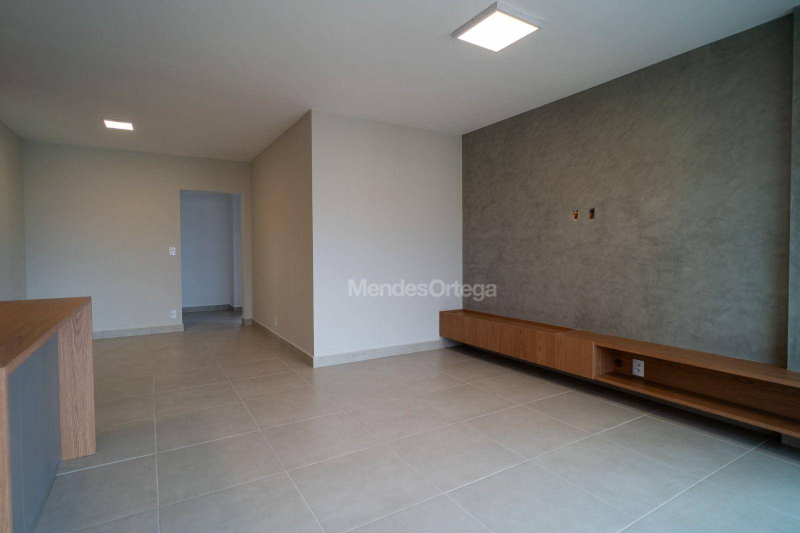 Apartamento à venda com 3 quartos, 107m² - Foto 4