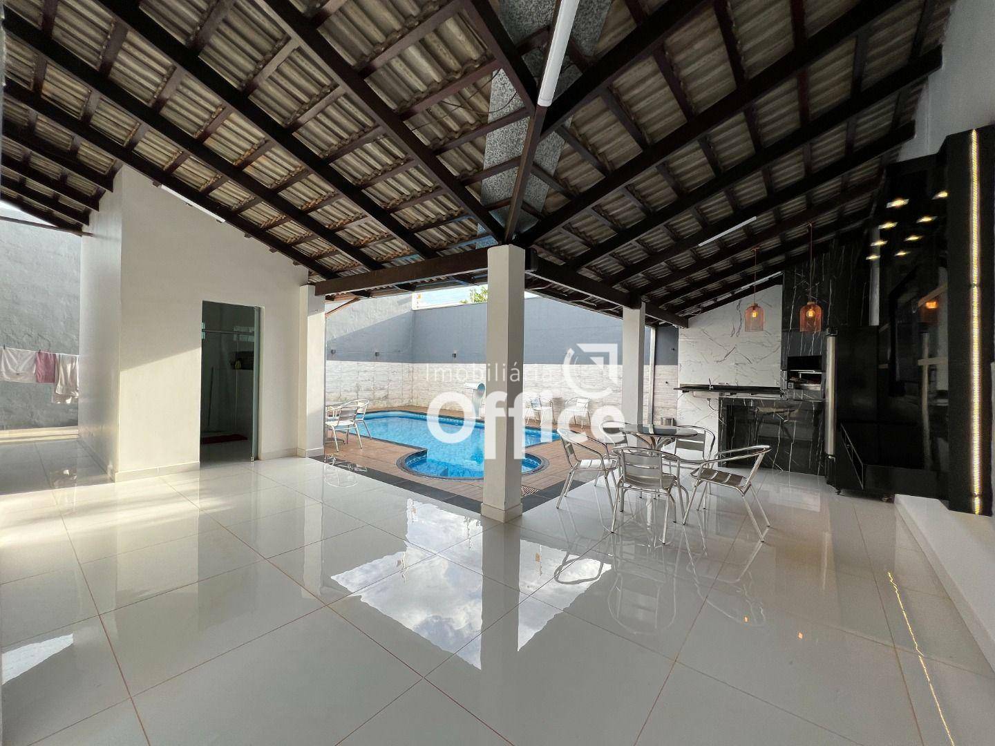 Casa à venda com 3 quartos, 220m² - Foto 6