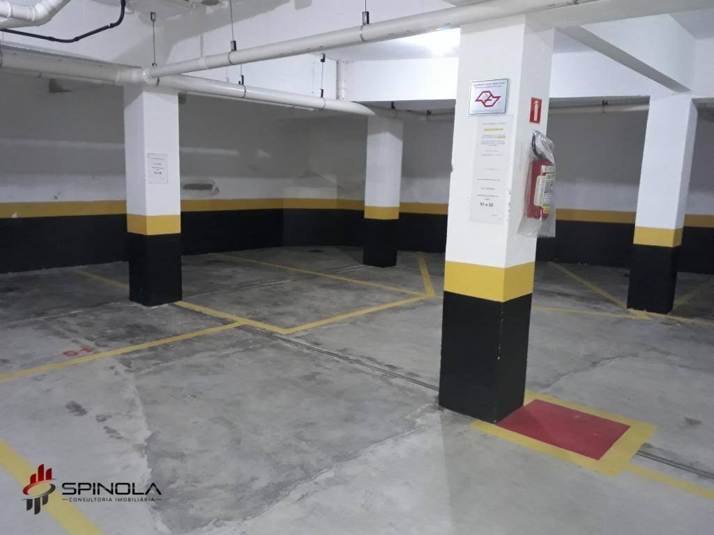 Apartamento à venda com 3 quartos, 180m² - Foto 6