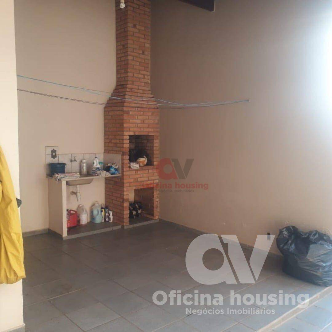 Casa à venda com 3 quartos, 195m² - Foto 11